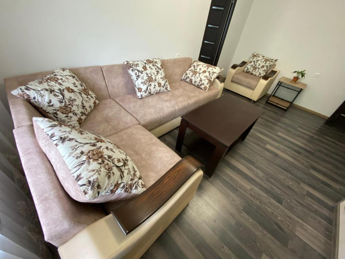 Lovely 2-Bedroom Apartment Near Ayb School 딜리잔 외부 사진
