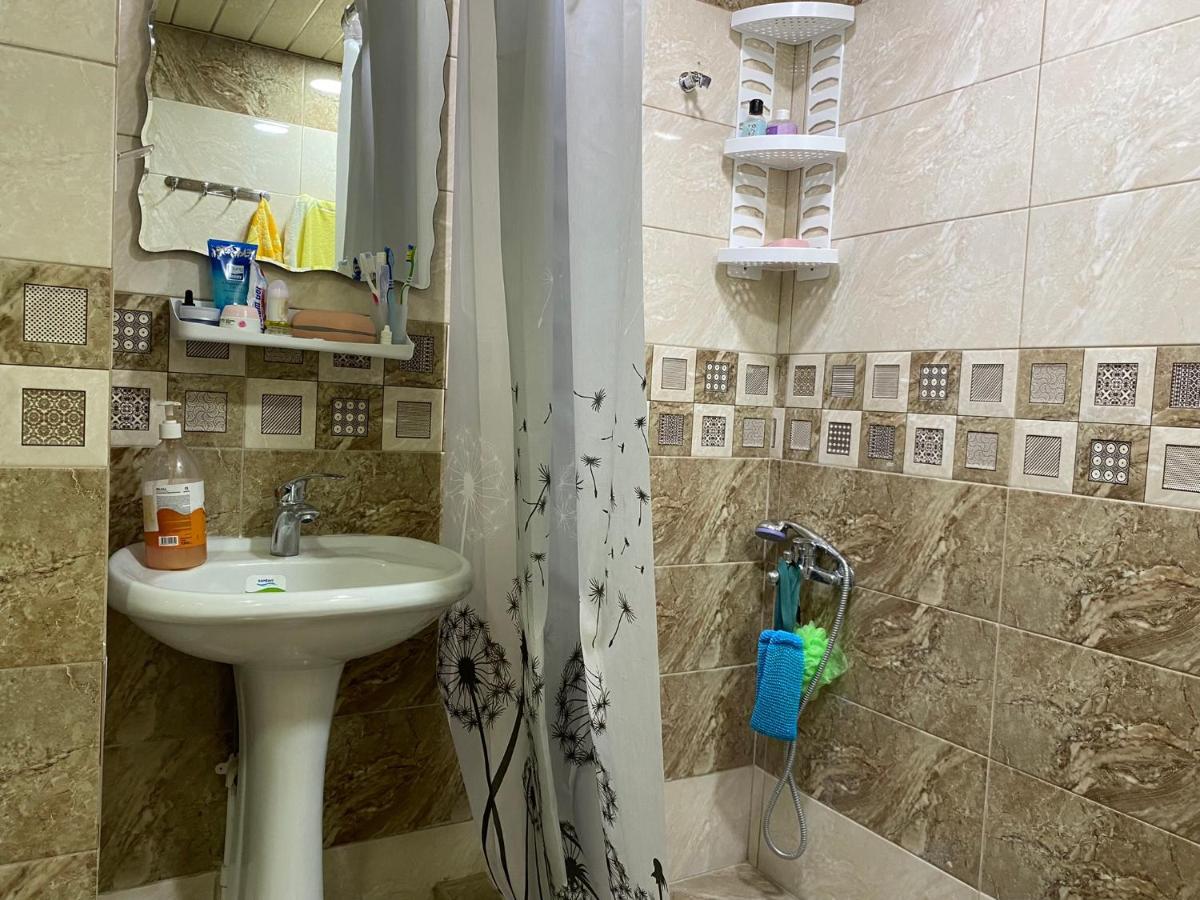 Lovely 2-Bedroom Apartment Near Ayb School 딜리잔 외부 사진